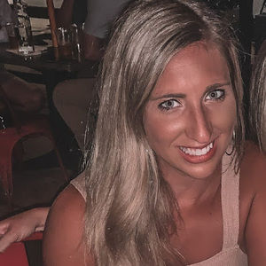 Meet your Posher, Claire